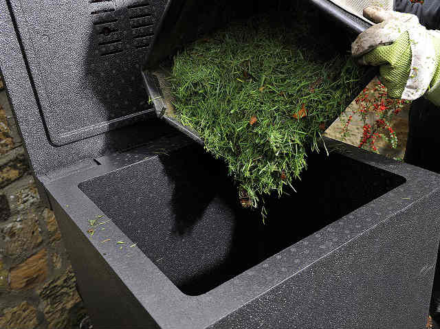 Are all the materials in this composter completely vegetarian friendly? Sue McGinn