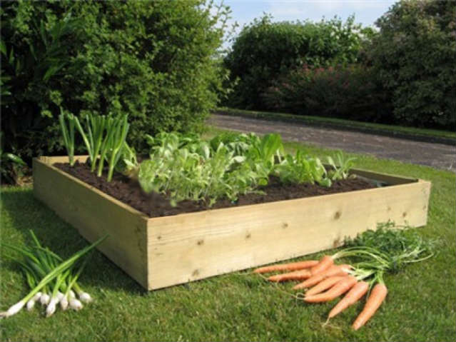 Hi,  I'm interested in using these bed's in a school garden. My question is,  if I place a bed with one side against a railing, will we be able to access all of the bed from the three accessible sides?