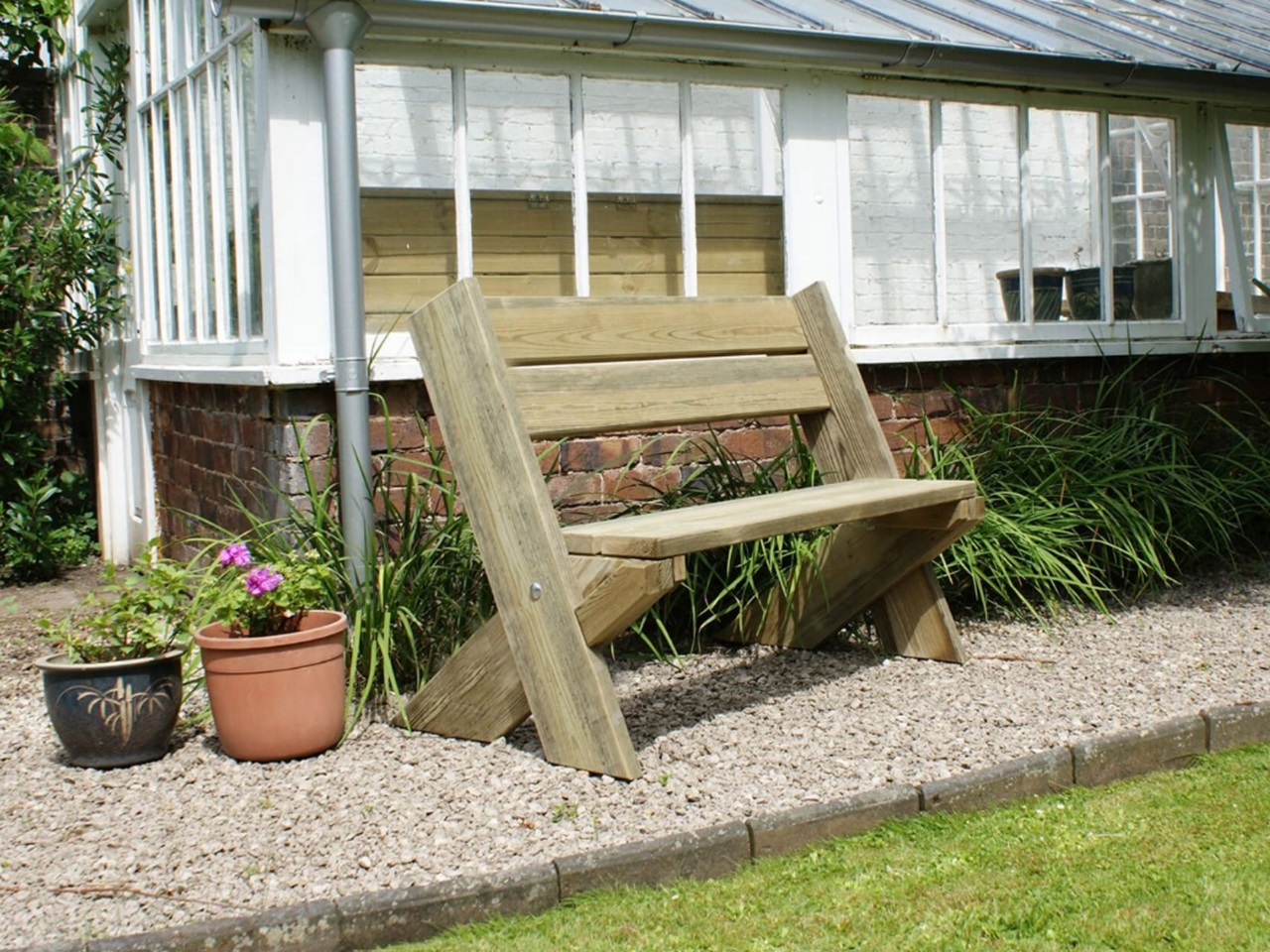 Doe this bench come flatpack?